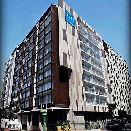 Moderno Departamento Miraflorino Con Aire Acondicionado Apartment Лима Екстериор снимка