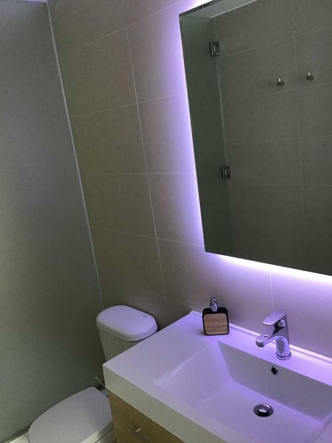 Moderno Departamento Miraflorino Con Aire Acondicionado Apartment Лима Екстериор снимка